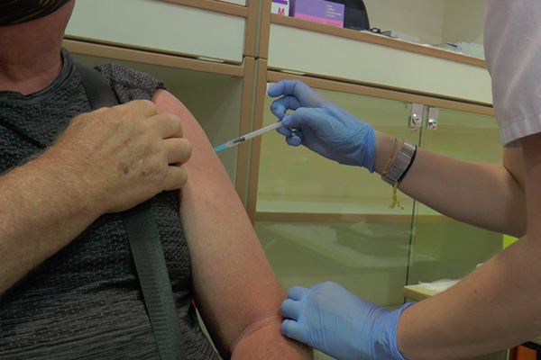 La campaña de vacunación de la cuarta dosis contra el covid-19 comenzará a finales de septiembre