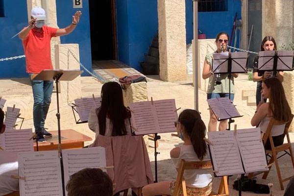 La banda de educandos de la Unión Musical de Sax celebra su tradicional concierto “Fin de Curso”