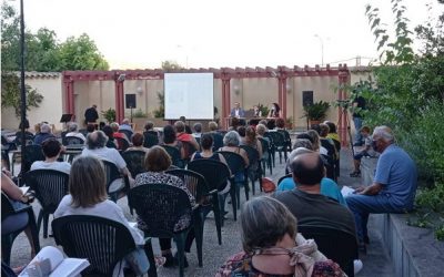 Se presenta el libro «Juegos y canciones tradicionales de Sax» con un lleno total en la Casa Alberto Sols