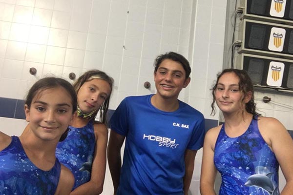Los nadadores sajeños siguen en un estado de forma excepcional en el trofeo Diputación de Alicante