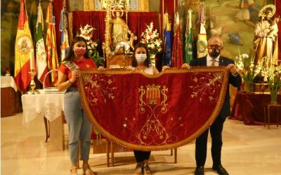 Un manto para la Virgen del Castillo se bendecía en Sax