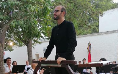 Las comparsas de Moros y Cristianos de Sax reciben un homenaje en Villena