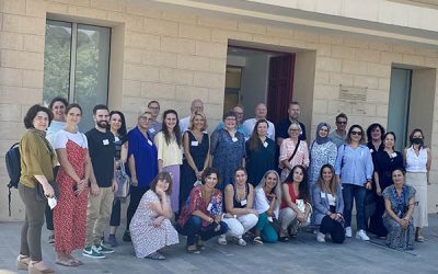 Docentes y pedagogos europeos se reúnen en el Instituto Alicantino de la Familia para debatir sobre el papel de los padres en la educación de sus hijos
