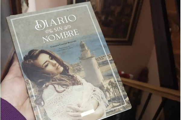 “Diario sin nombre” es el tercer libro de Carmen Galvañ Bernabé