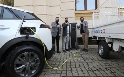 La Diputación realiza una inversión histórica de 4,7 millones para dotar de vehículos eléctricos a 122 municipios