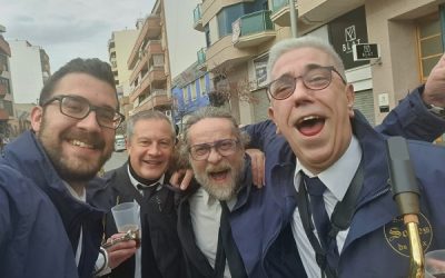 Los Sones y la Unión Musical de Sax, protagonistas en el desfile del Ecuador festero de Villena