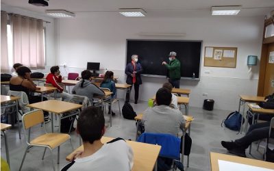 Un sajeño proyecta charlas para prevenir adicciones a los jóvenes escolares