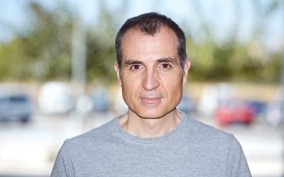 El investigador sajeño de la Universidad de Alicante Fernando Maestre Gil recibe la Medalla de Honor del Club Español del Medio Ambiente