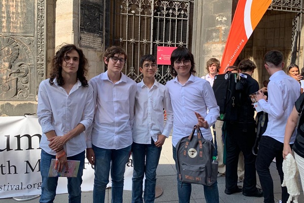 Cuatro jóvenes sajeños ganan el segundo premio del Festival Summa Cum Laude de Viena