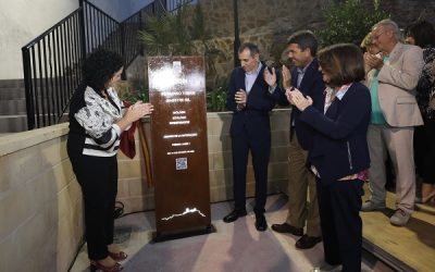 Sax inaugura el jardín dedicado al biólogo Fernando Maestre Gil con una inversión provincial de 47.000 euros