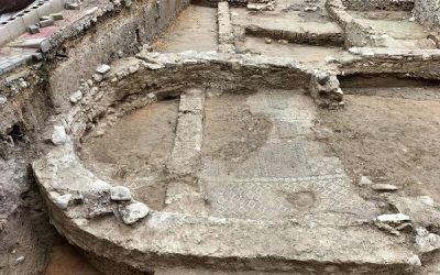 Las excavaciones arqueológicas en la plaça de Baix en Petrer sacan a la luz una basílica de época romana