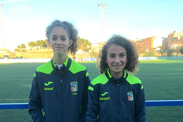 Las futbolistas sajeñas, Nadia Blasco y Rocío Ruiz, con la Selección Valenciana Femenina Sub-12