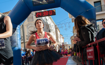 Tres atletas sajeñas consiguen pódium en sus categorías en la San Silvestre Monovera