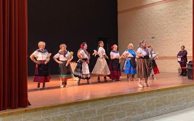 Teatro en la cárcel, una herramienta de reinserción social del grupo Hélade de Sax para los residentes de centro penitenciario de Villena