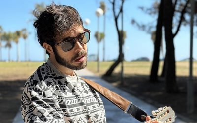 Desde España, Neblinae le canta a la obsesión en «Tu Mirada Me Quema»