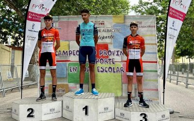 Dos corredores del Club Ciclista Sax conquistan las pruebas de Almansa y Cocentaina