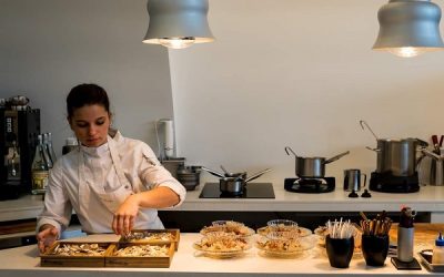 La joven sajeña Estela Soriano Muñoz, dispuesta a convertirse en la mejor cocinera revelación del momento