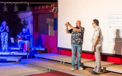 El Festival de Cine de Sax clausuraba su decimoséptima edición con galardones y el Premio a la Trayectoria para Raúl García