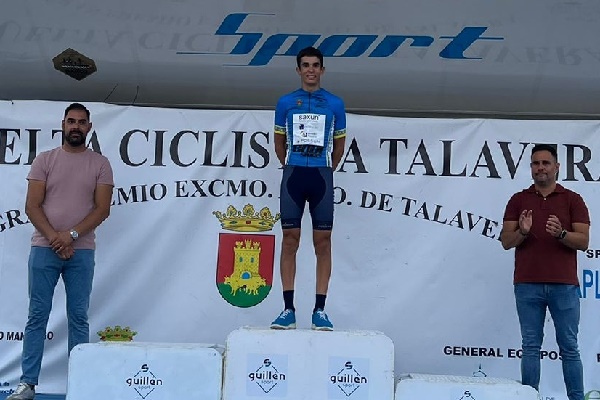 Un componente del Club Ciclista Sax hace historia y se adjudica las Metas Volantes de la XXX Vuelta Ciclista a Talavera Júnior