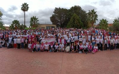 La ciudadanía de Sax abraza el rosa en conmemoración del Día Mundial contra el Cáncer de Mama