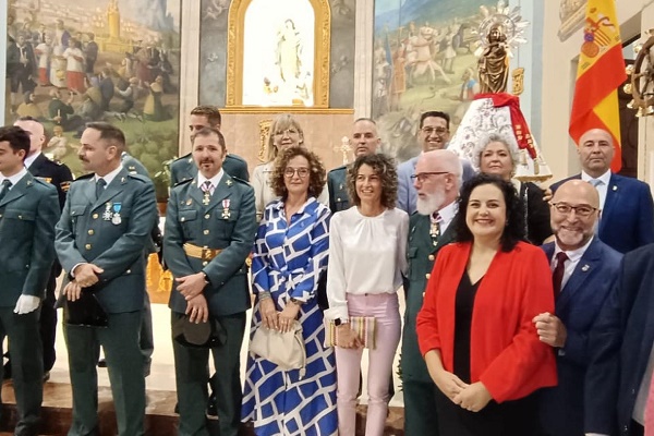 Sax celebró el día de la hispanidad y de la festividad de la Virgen del Pilar, patrona del Cuerpo de la Guardia Civil desde 1913