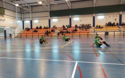 El CFS San Blas Sax se une a las protestas de los clubes de fútbol sala de Alicante con la FFCV