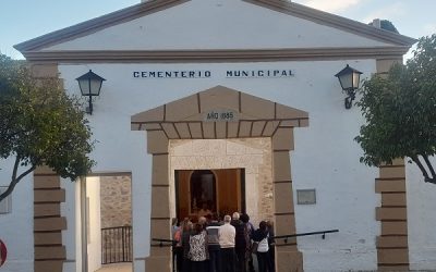 Vicente Férez lleva su obra ‘Réquiem’ al cementerio de Sax este domingo