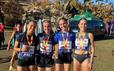 Una atleta sajeña sube al pódium del campeonato de España en una prueba de campo a través por clubes