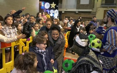Los Reyes Magos inundarán las calles de Sax de magia, ilusión, música y regalos