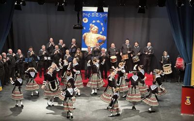 El tradicional concierto de la Colla los Amigos dio el pistoletazo de salida a la celebración de las fiestas en honor a San Sebastián