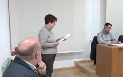 Vecinos denuncian el ‘veto’ del Ayuntamiento de Sax a su participación con preguntas en el Pleno