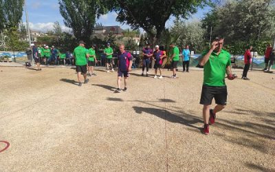 Más de una decena de tripletas participaron las 12 horas provinciales del Club de Petanca Sax