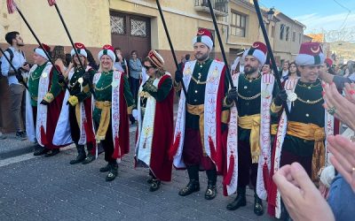 Los Turcos de Sax participarón en el Desfile Conmemorativo del medio siglo de los Piratas de Salinas
