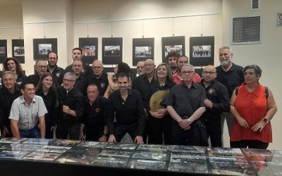 La Colla Los Amigos de Sax comenzaba las actividades de su 20 cumpleaños con una exposición