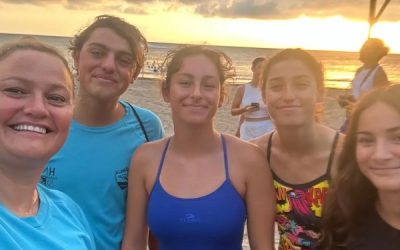 Dos pódiums y buenas marcas para el Club Natación Sax en la I Travesía a nado de Las rotas en Dénia