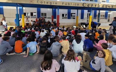 Las familias de Sax ya pueden votar la lengua base de la educación de sus hijos: castellano o valenciano