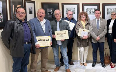 Un sajeño gana el premio a la colección del certamen nacional de Semana Santa de Caudete