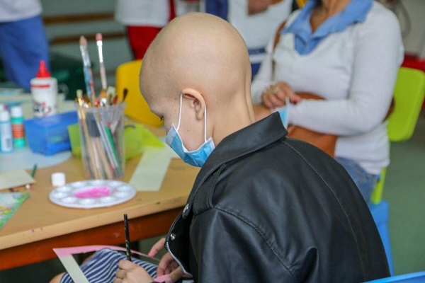 Castalla acoge un encuentro sobre cáncer en adolescentes en el Espai Jove de la localidad