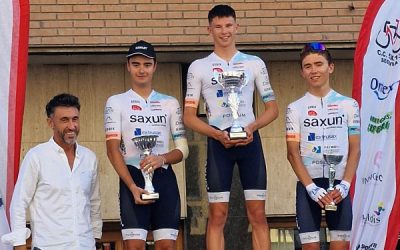 Un corredor del Club Ciclista Sax sube al pelotón profesional y ficha por el Movistar Team Academy