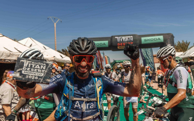 Un atleta sajeño cambió las zapatillas por la bicicleta, logrando culminar con éxito el Skoda Titan Desert Morocco 2025