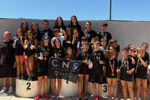 La fiesta de la natación en Sax puso el broche final a una temporada llena de grandes momentos, con el trofeo Virgen de la Asunción
