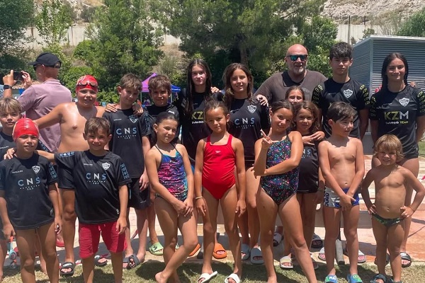Nutrida participación sajeña en el XXX Trofeo Ciudad de Villena de natación