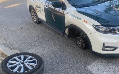 Guardias civiles de Alicante sufren  un segundo accidente con un  oficial por la misma avería