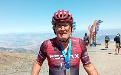 Un corredor sajeño cumple su décima participación en la prueba clásica cicloturista Sierra Nevada Límite Subida al Veleta a sus 79 años