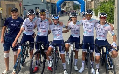 Exhibición del equipo cadete del Club Ciclista Sax en tierras mallorquinas