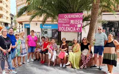 Sax sigue manifestándose como cada primer sábado de mes contra los asesinatos machistas