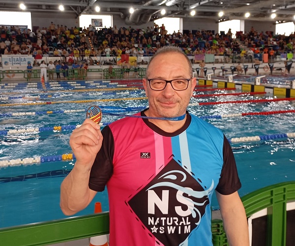 Un nadador sajeño se alza con un tercer premio en el VI Campeonato Autonómico Máster de Invierno de la Comunidad Valenciana