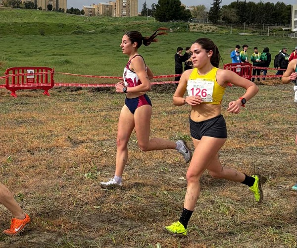Una atleta sajeña se codea con las mejores corredoras del panorama nacional en el Campeonato de España Universitario de Campo a Través 2026