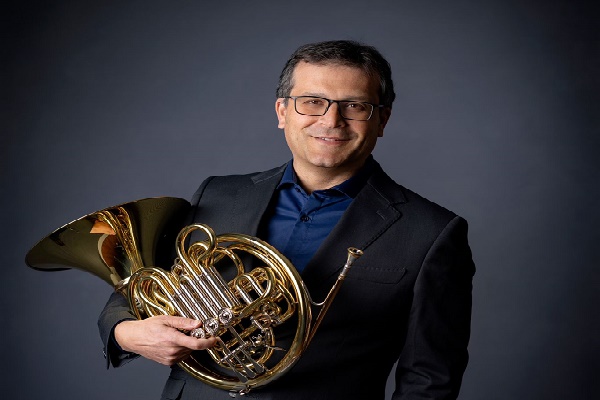 Un destacado músico sajeño actuará como solista en el concierto de la Banda Sinfónica Municipal de Alicante en el ADDA, que hará un guiño a Sax