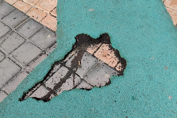 Parques deteriorados en Sax